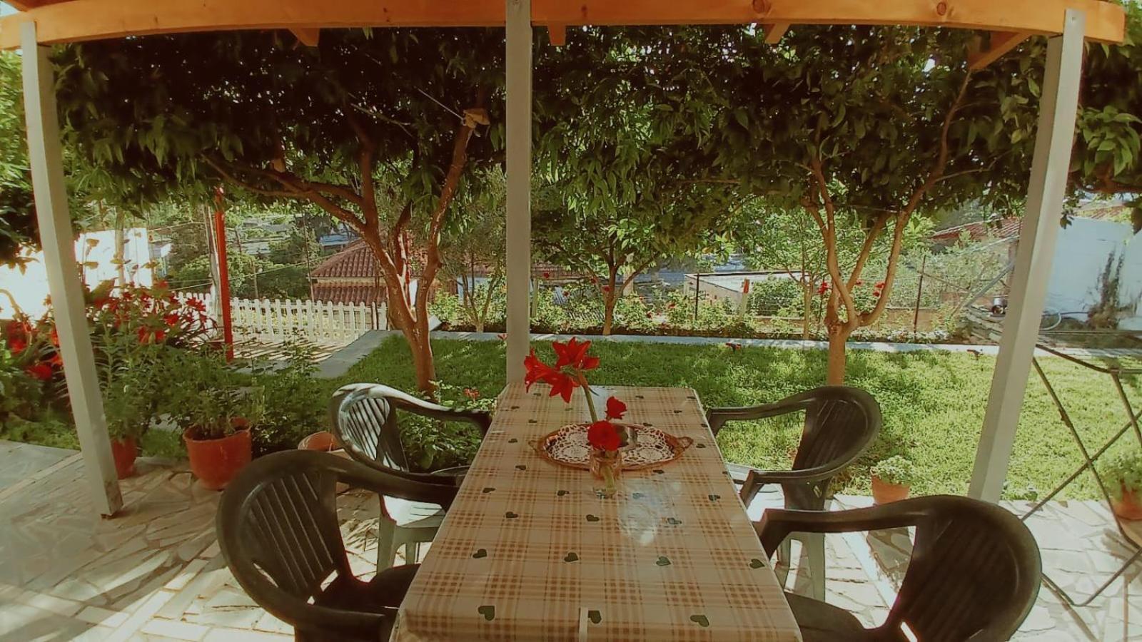 Guest House Noah&Kristel Berat Exterior foto